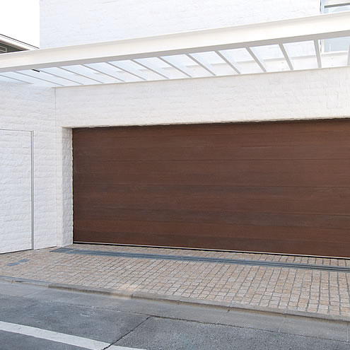 金剛産業株式会社 住宅用 ガレージドアのパイオニア 金剛産業株式会社 住宅用 ガレージドアのパイオニア
